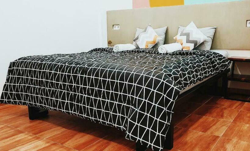 豪华房间, Mador Malang Dorm Hostel