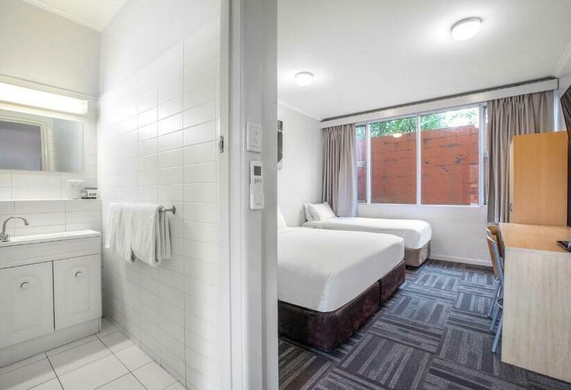 إستوديو قياسى سرير كينج, Meadow Inn Hotel Motel