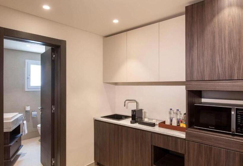 سوییت, PickalBatros Luxury Suites