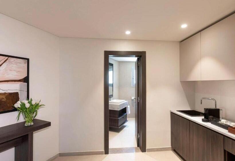 سوییت, PickalBatros Luxury Suites