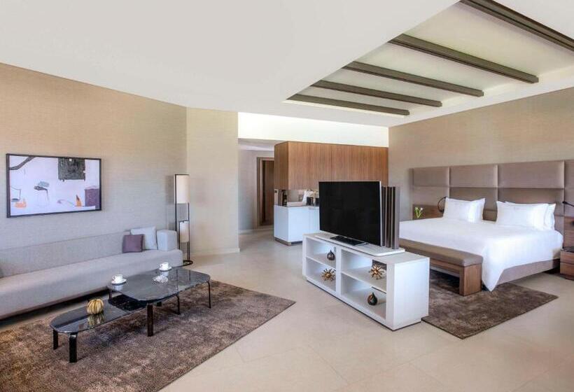 سوئیت پرزیدنت, PickalBatros Luxury Suites