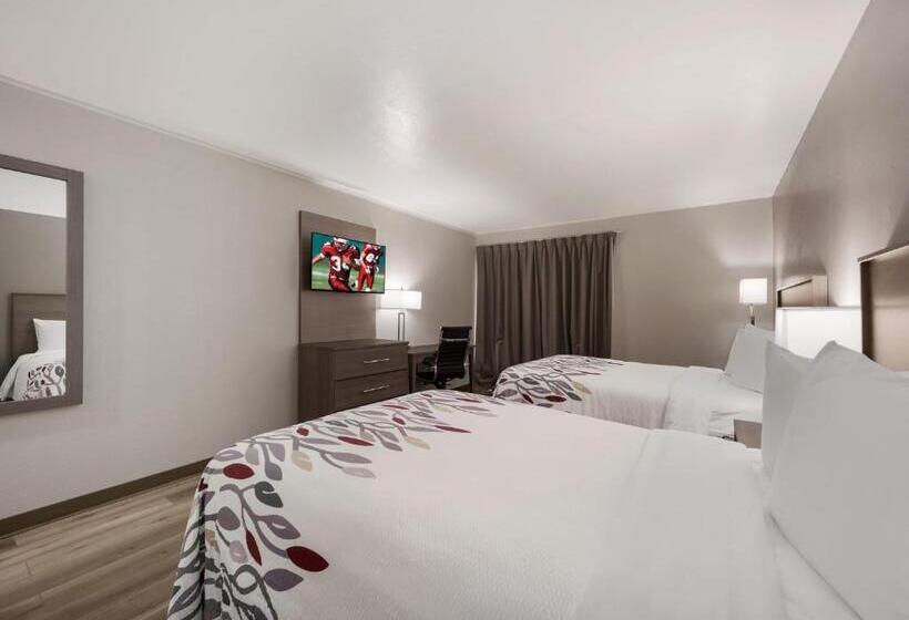 Номер Deluxe, Red Roof Inn Madisonville