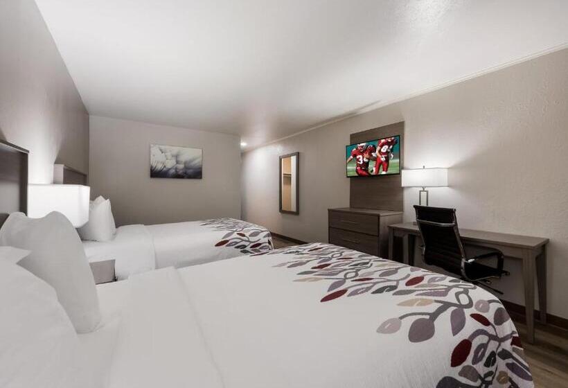Номер Deluxe, Red Roof Inn Madisonville