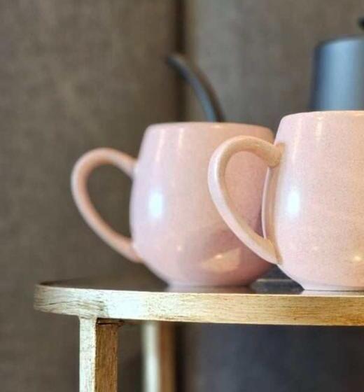اتاق استاندارد با تخت بزرگ برای معلولان, St Hugh Hotel Wagga Wagga