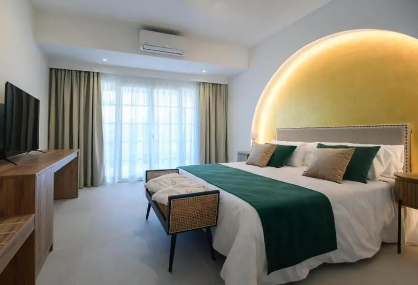 استودیوی لوکس, Estefania Boutique Suites