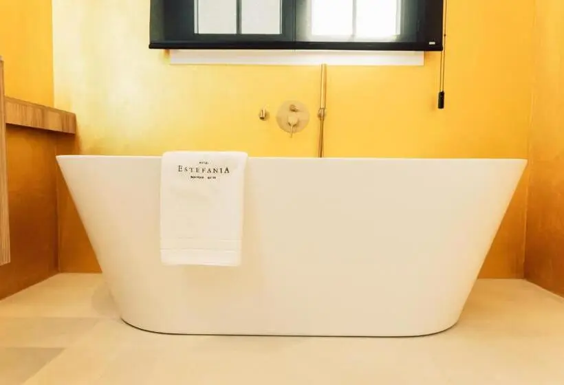سوییت, Estefania Boutique Suites