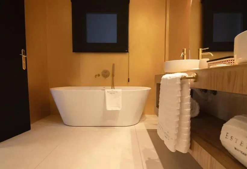 سوییت لوکس, Estefania Boutique Suites