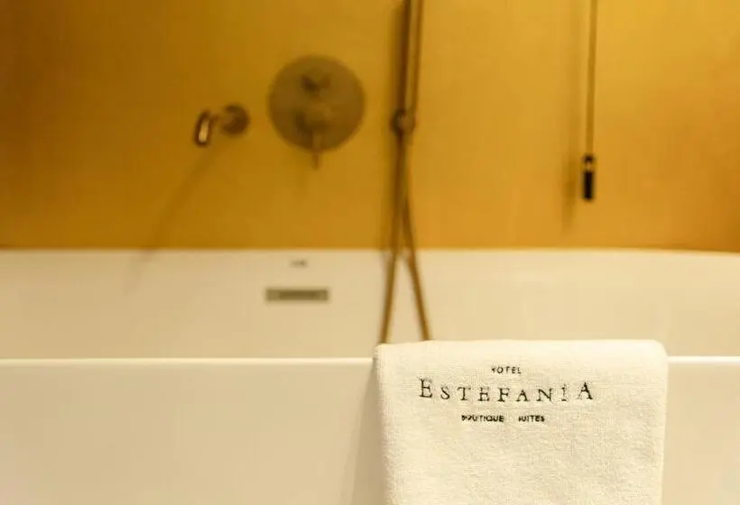 سوییت لوکس, Estefania Boutique Suites