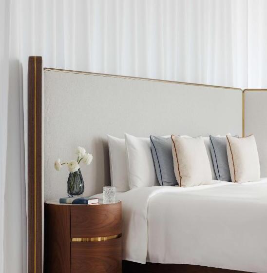 ویلای 1 خوابه, One&Only One Za Abeel