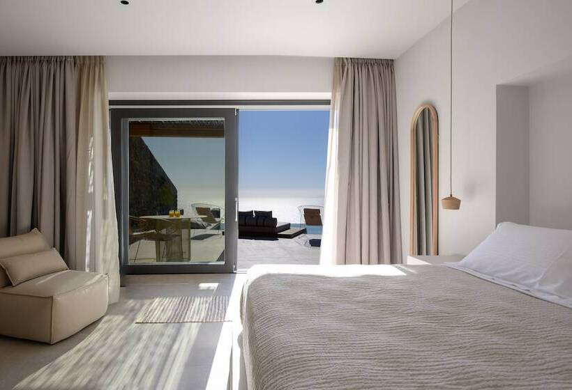 Полулюкс с Бассейном, Lithi Luxury Retreat