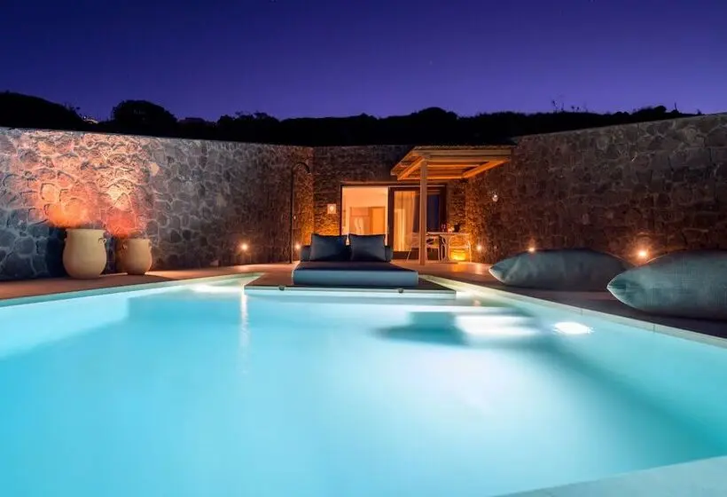 Juniorsviitti Uima-allas, Lithi Luxury Retreat