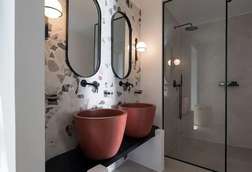 Juniorsviitti Poreallas, Lithi Luxury Retreat