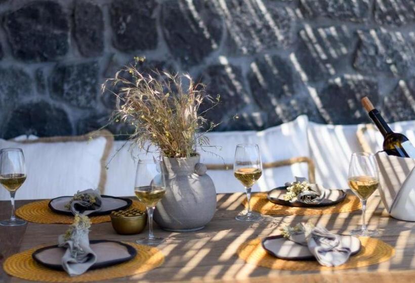 Люкс Повышенной Комфортности, Lithi Luxury Retreat