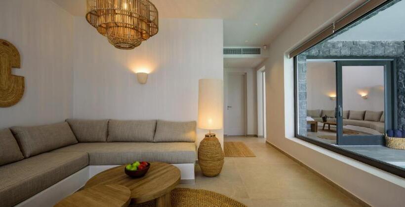 Люкс с Бассейном, Lithi Luxury Retreat