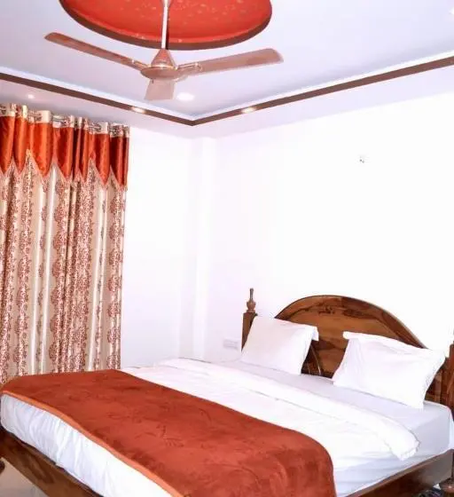 ファミリールーム, Rudraksh Hotel & Restaurant