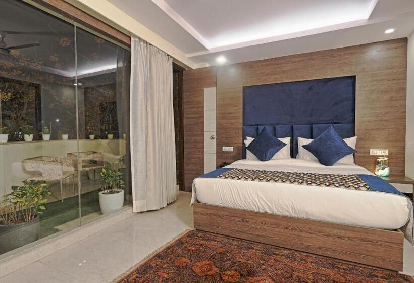 סוויטה עם נוף לעיר, Cardinal Express Oxmo Delhi Airport