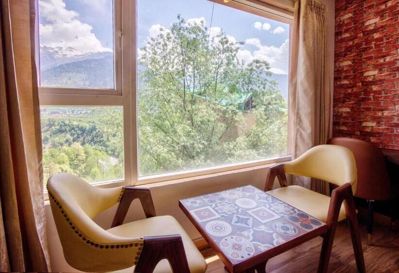 Deluxe room with river view, Katson Blue Manali