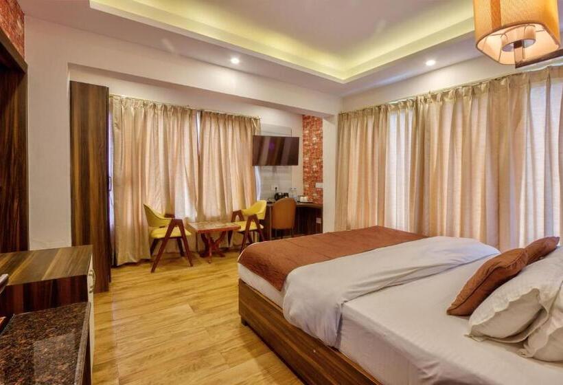 Deluxe room with river view, Katson Blue Manali