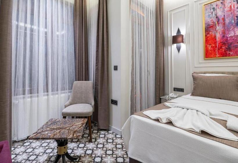 اتاق لوکس, Pera Luna Premium