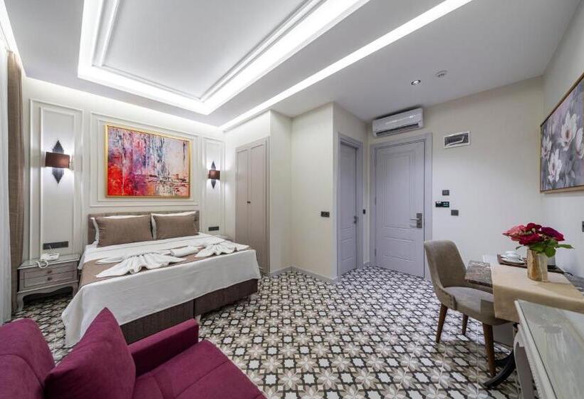 اتاق لوکس, Pera Luna Premium