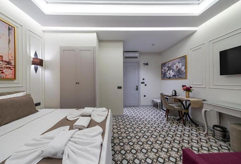 اتاق لوکس, Pera Luna Premium