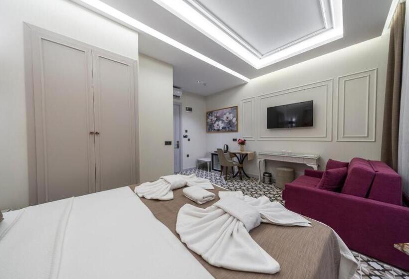 اتاق لوکس, Pera Luna Premium