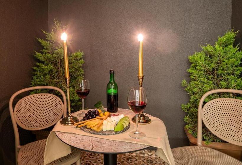 اتاق سوپریور, Pera Luna Premium