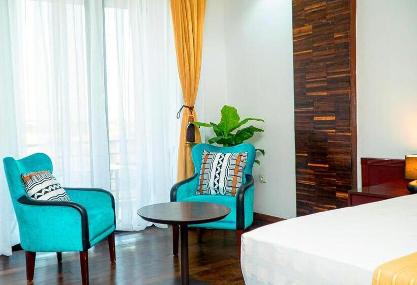 اتاق لوکس با چشمانداز دریا, Sultani River