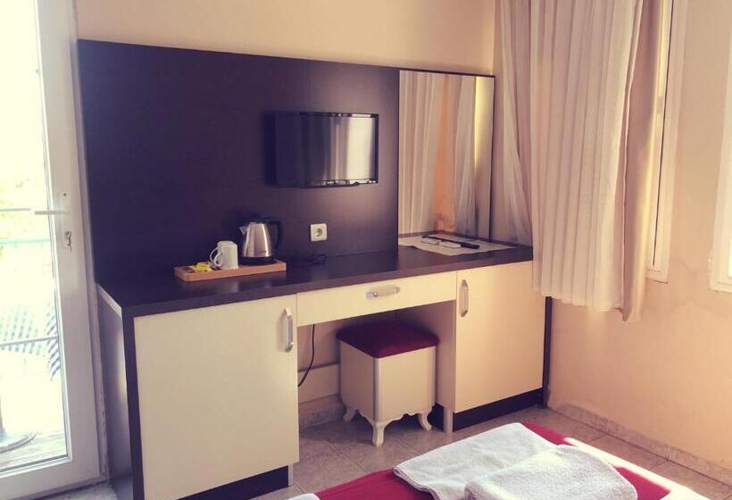 スタンダードルーム, Dove Apart