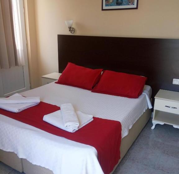 プールの見えるデラックスルーム, Dove Apart