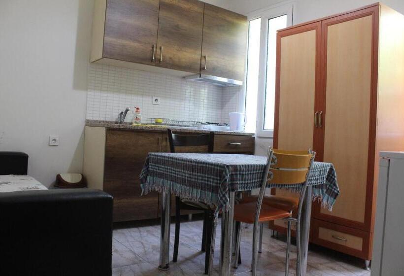 １階の１ベッドルームアパートメント, Dove Apart