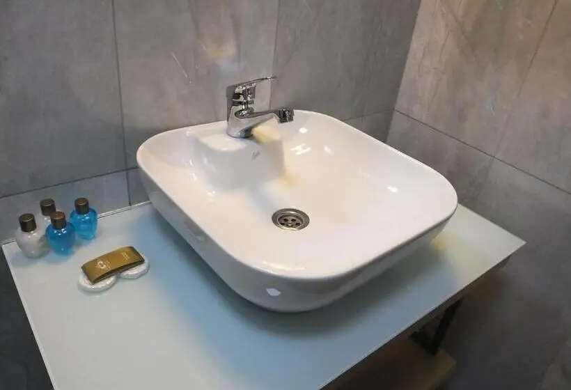 Standard-huone, Ankuva