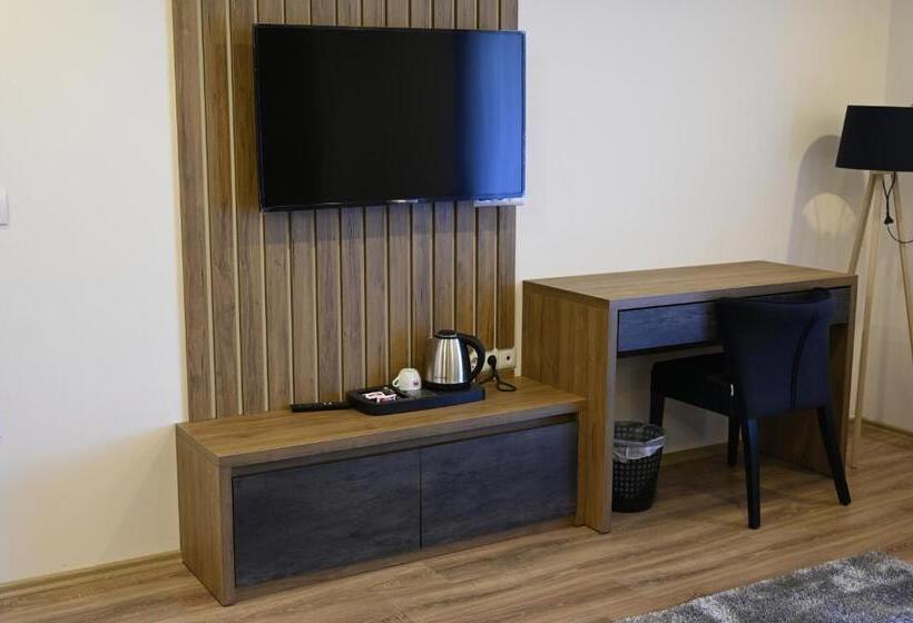 اتاق استاندارد, La Ruota Hotel Sharr