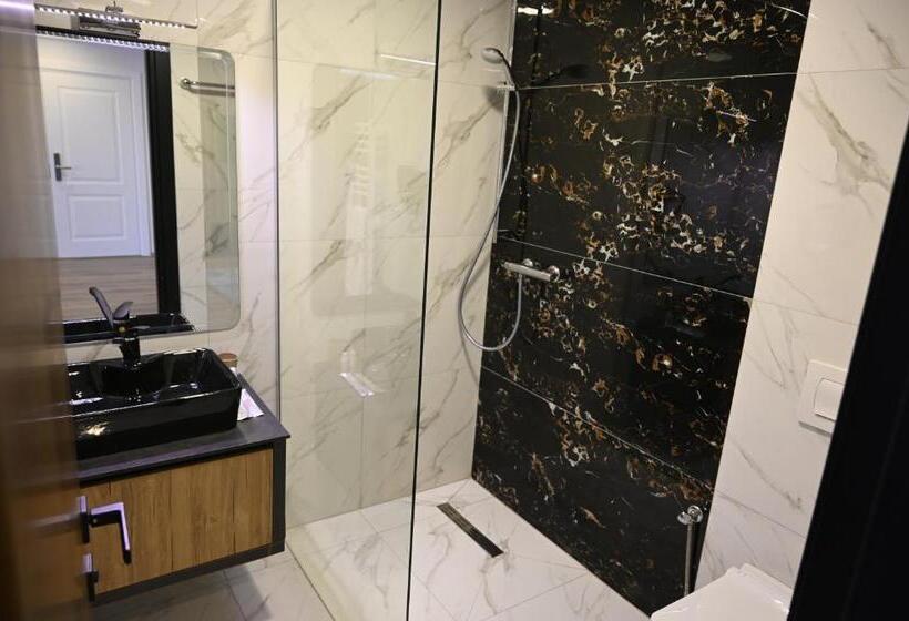 اتاق استاندارد با تراس, La Ruota Hotel Sharr