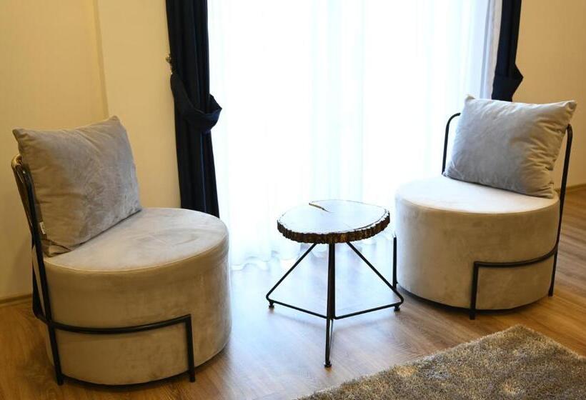 اتاق استاندارد با تراس, La Ruota Hotel Sharr