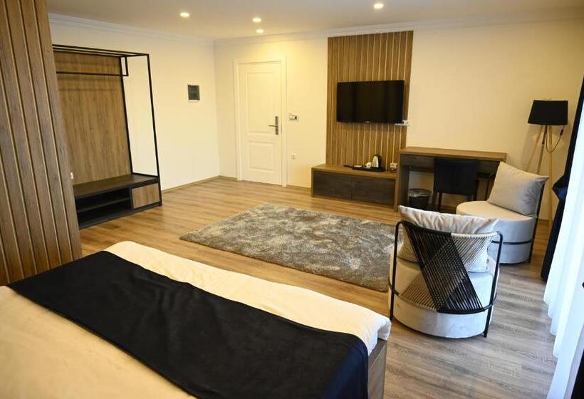 اتاق استاندارد با تراس, La Ruota Hotel Sharr