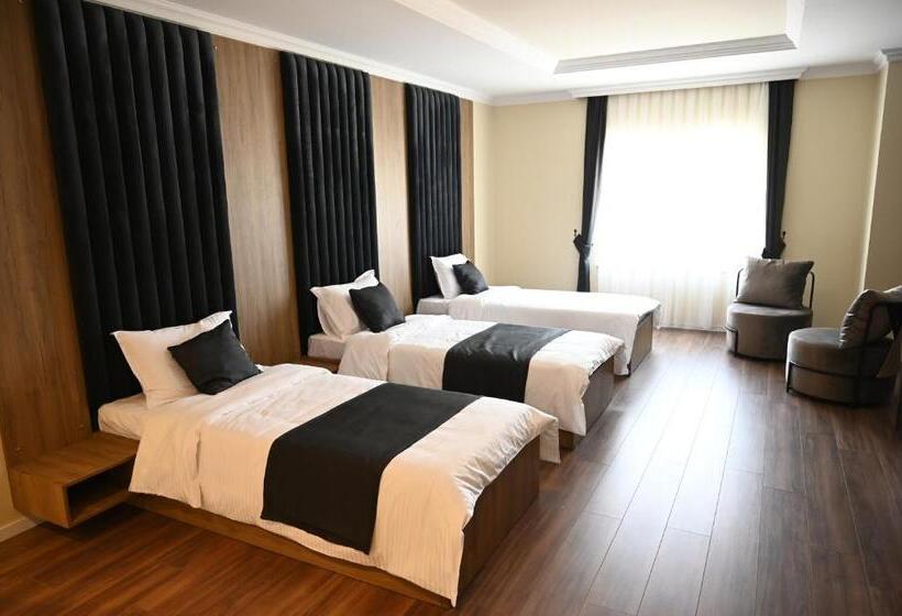 اتاق استاندارد سه نفره, La Ruota Hotel Sharr