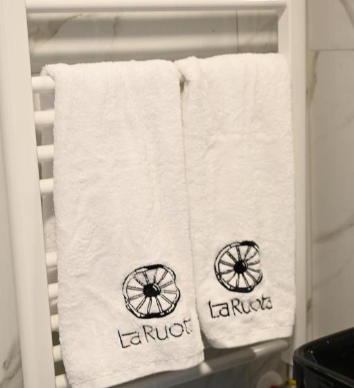 Standard Triple Room with Terrace, La Ruota Hotel Sharr