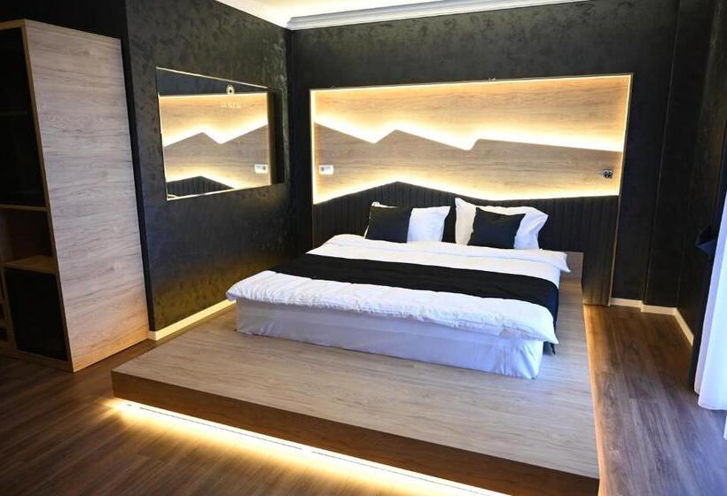 سوییت لوکس, La Ruota Hotel Sharr