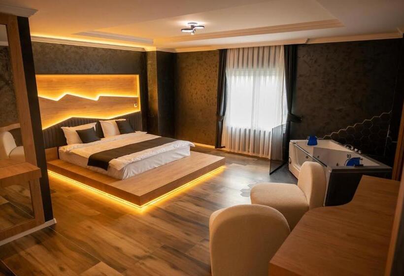 سوییت, La Ruota Hotel Sharr