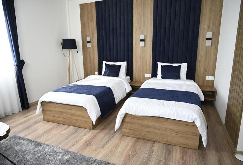 اتاق استاندارد, La Ruota Hotel Sharr