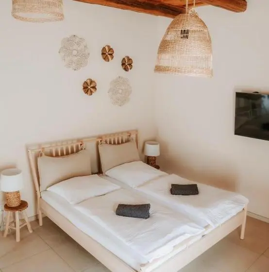 1 Schlafzimmer Apartment, Ako Doma