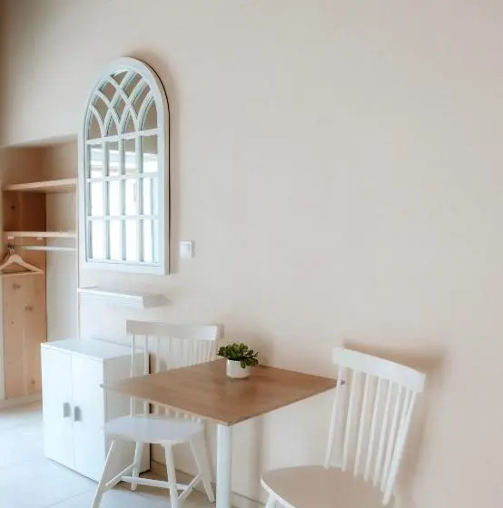 1 Schlafzimmer Apartment, Ako Doma