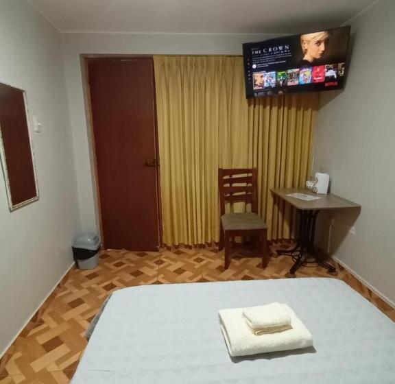 اتاق استاندارد با سرویس بهداشتی مشترک, Confortable Habitación Doble Frente Al Aeropuerto