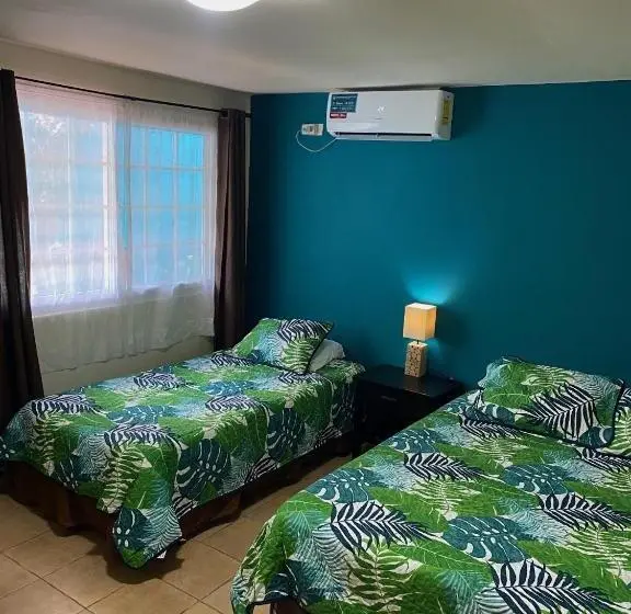 デラックスルーム, Uverito Sand Dollar B&b