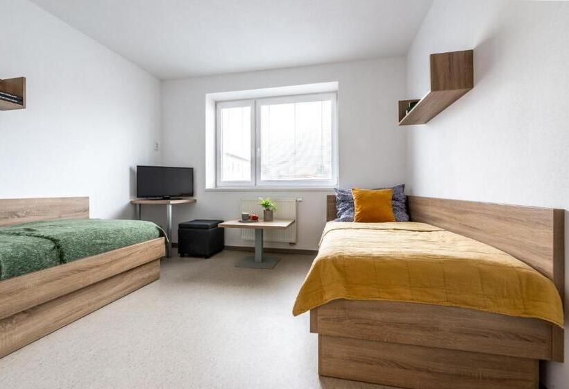 スタンダードルーム, Ubytovňa železničná