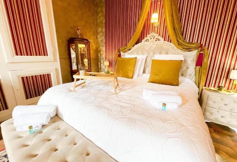 חדר סטנדרט עם מיטת קינג, Chateau Bourgeoisie