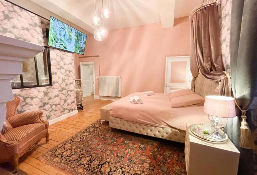 חדר סטנדרט נוף לגינה, Chateau Bourgeoisie