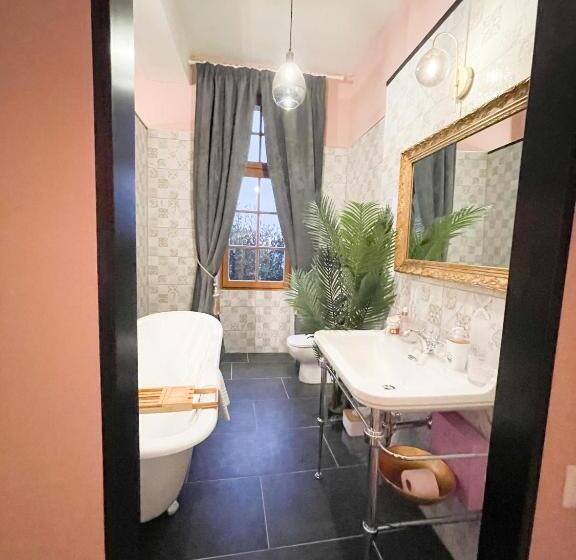 חדר סטנדרט נוף לגינה, Chateau Bourgeoisie