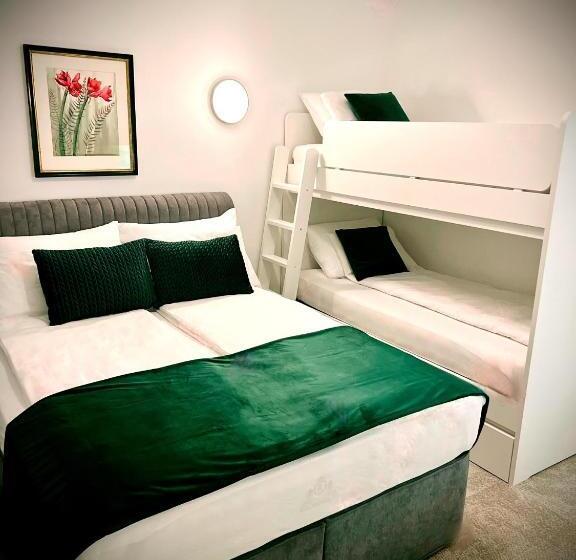 اتاق لوکس چهار تخته, Genta